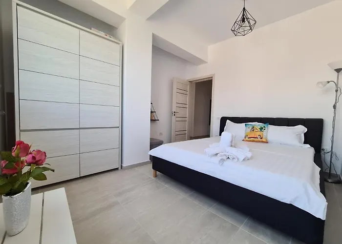 Apartment Ray Of Sunshine Mamaia